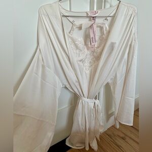 Victoria's Secret Cream Lace Robe & Slip Dress Bridal Set